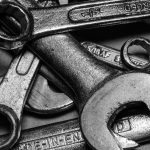 Jak dobrze wybrać elegancki pomnik pamięci — kompletny przewodnik dla bliskich